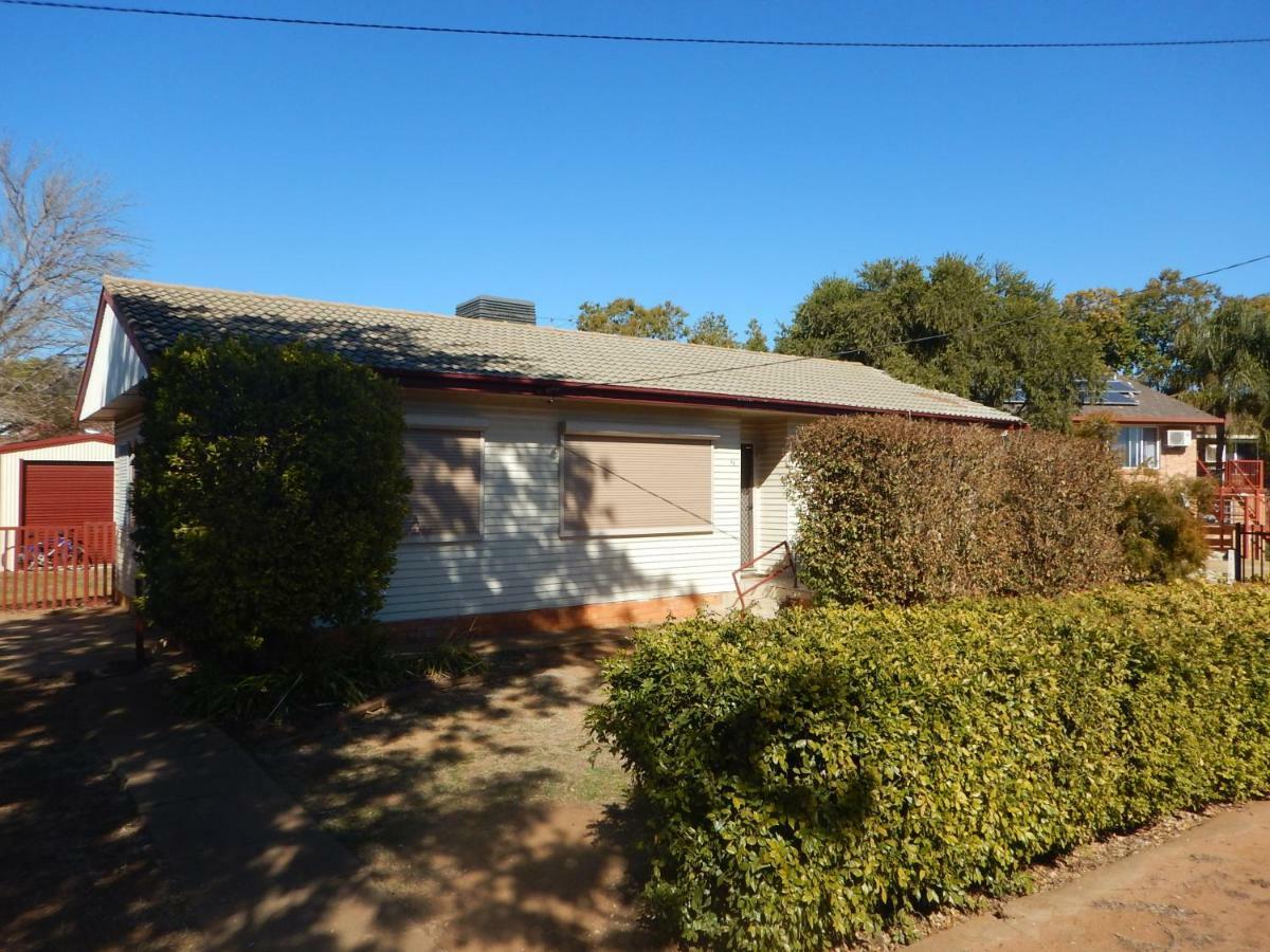 Manera Heights Apartments Dubbo Eksteriør billede
